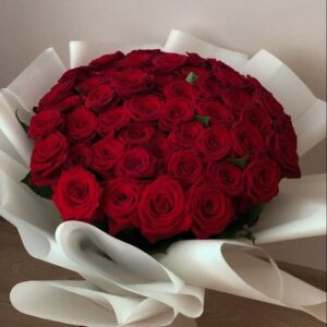 Sends Gifts & flowers in Kāmoke