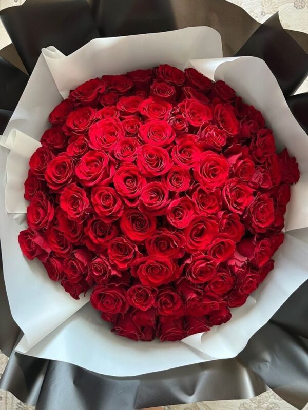 Rose Bouquet For Valentine's Day