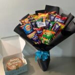 Snack Bouquet With layers Cake