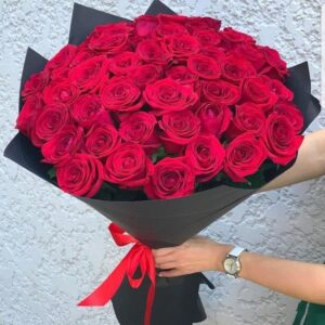 big bouquet of flowers for valentine's day