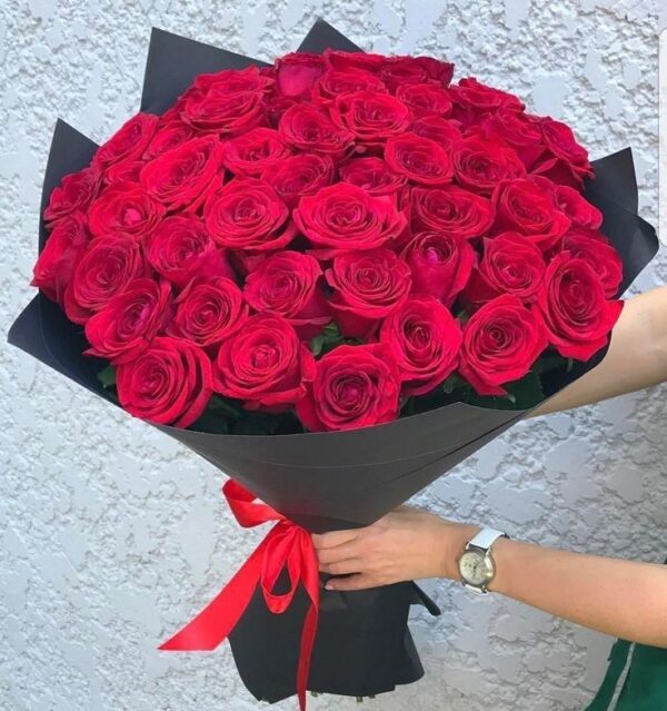 big bouquet of flowers for valentine's day